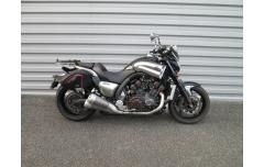 YAMAHA V-MAX 1700