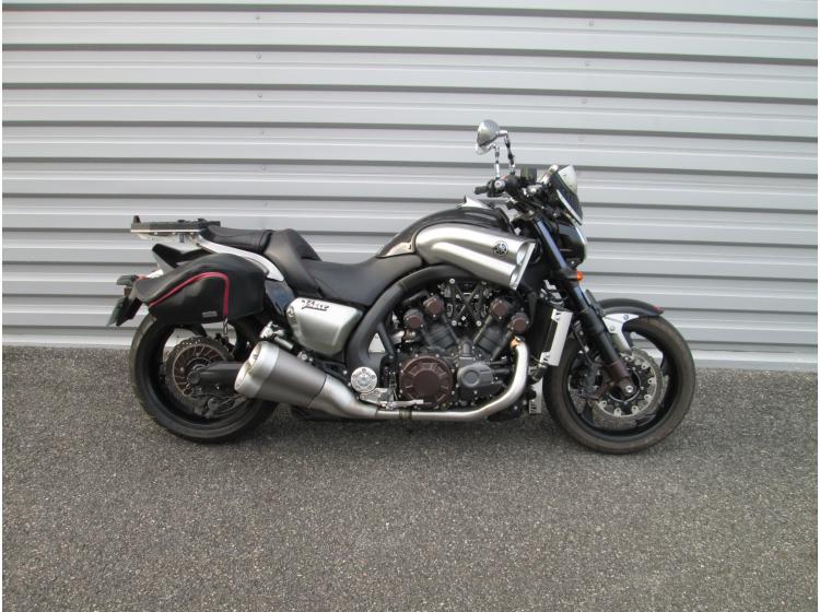 YAMAHA V-MAX 1700