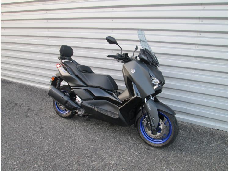 YAMAHA XMAX 300