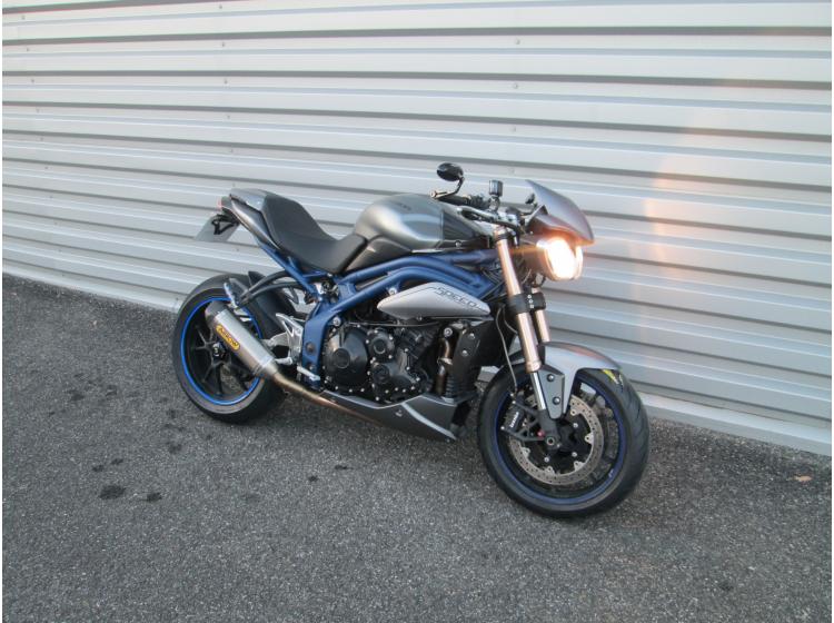 TRIUMPH SPEED TRIPLE 1050 SE - ABS