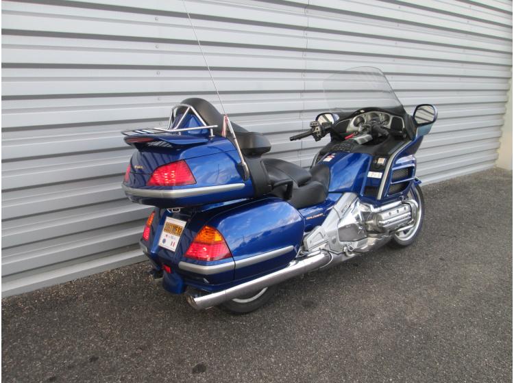 HONDA GL1800 GOLDWING